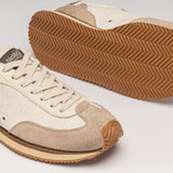 Detalhe da língua — couro floater macio off white
