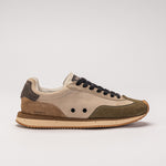 Sneaker N.1 Wyra Green — couro nobuck verde musgo e camurça off white, feito no Brasil
