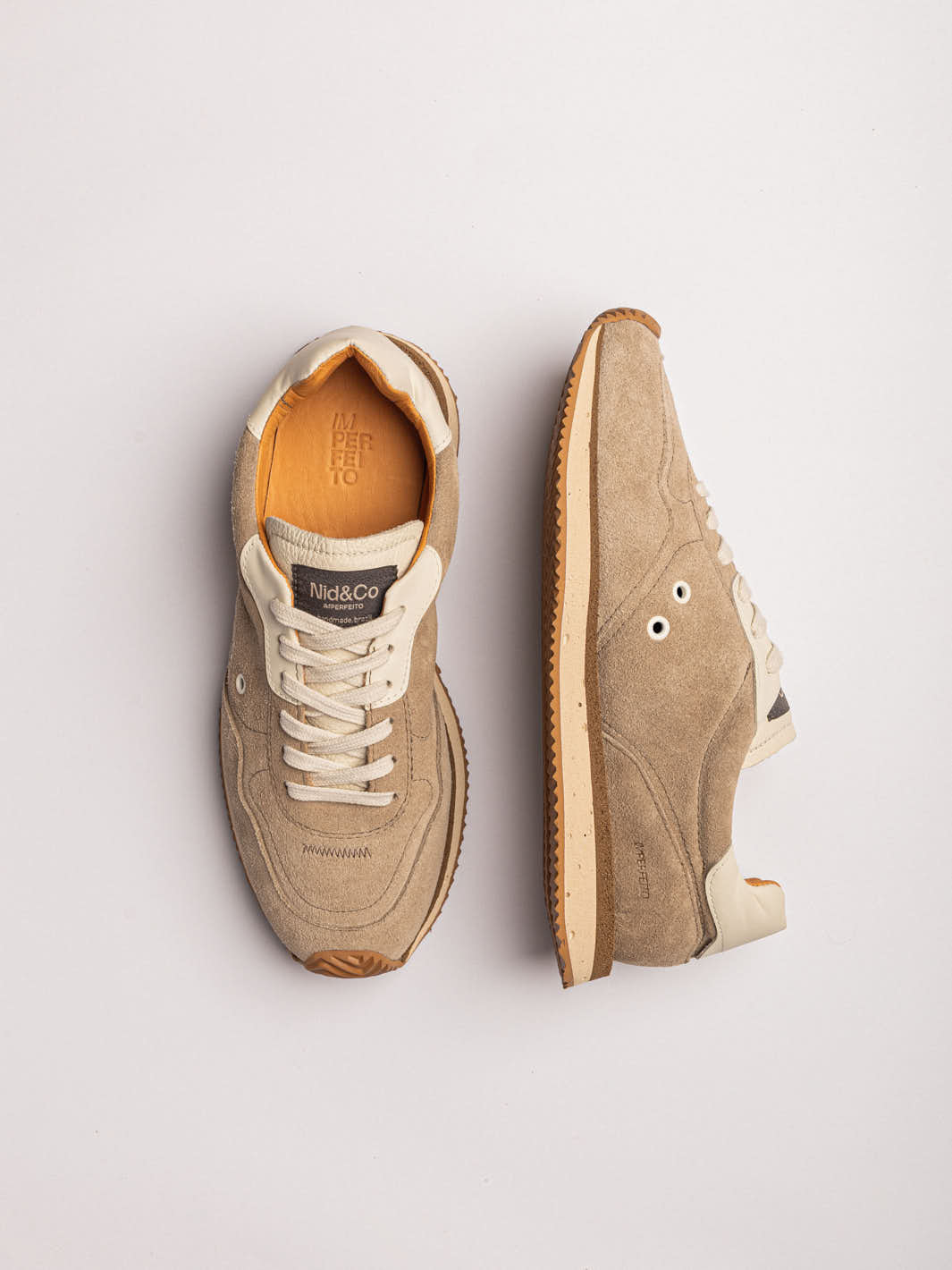 Detalhe da língua — couro floater super macio off white
