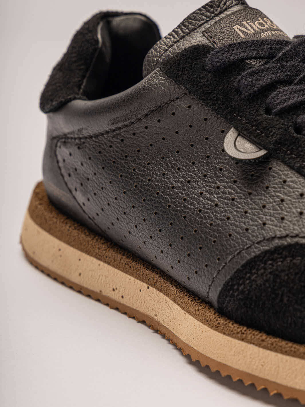 Detalhe do corpo — couro floater super macio preto
