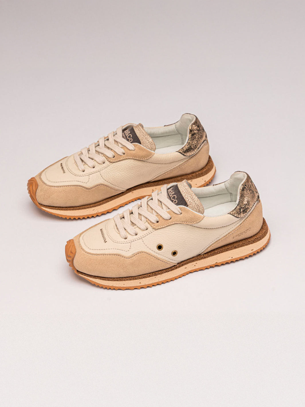 Detalhe do corpo — couro floater super macio off white
