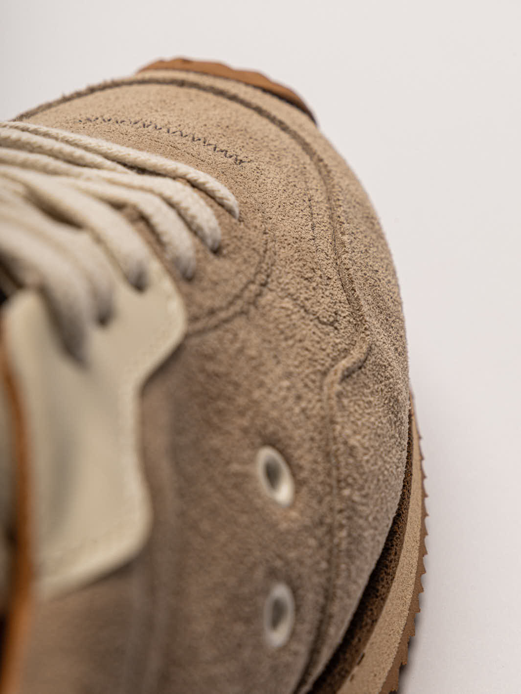 Detalhe do cadarço — 100% algodão off white
